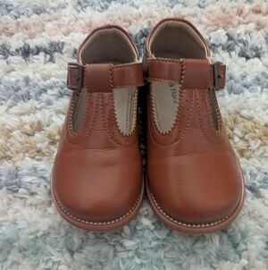 Felix & Flora‎ Classic Brown Mary Jane Shoes